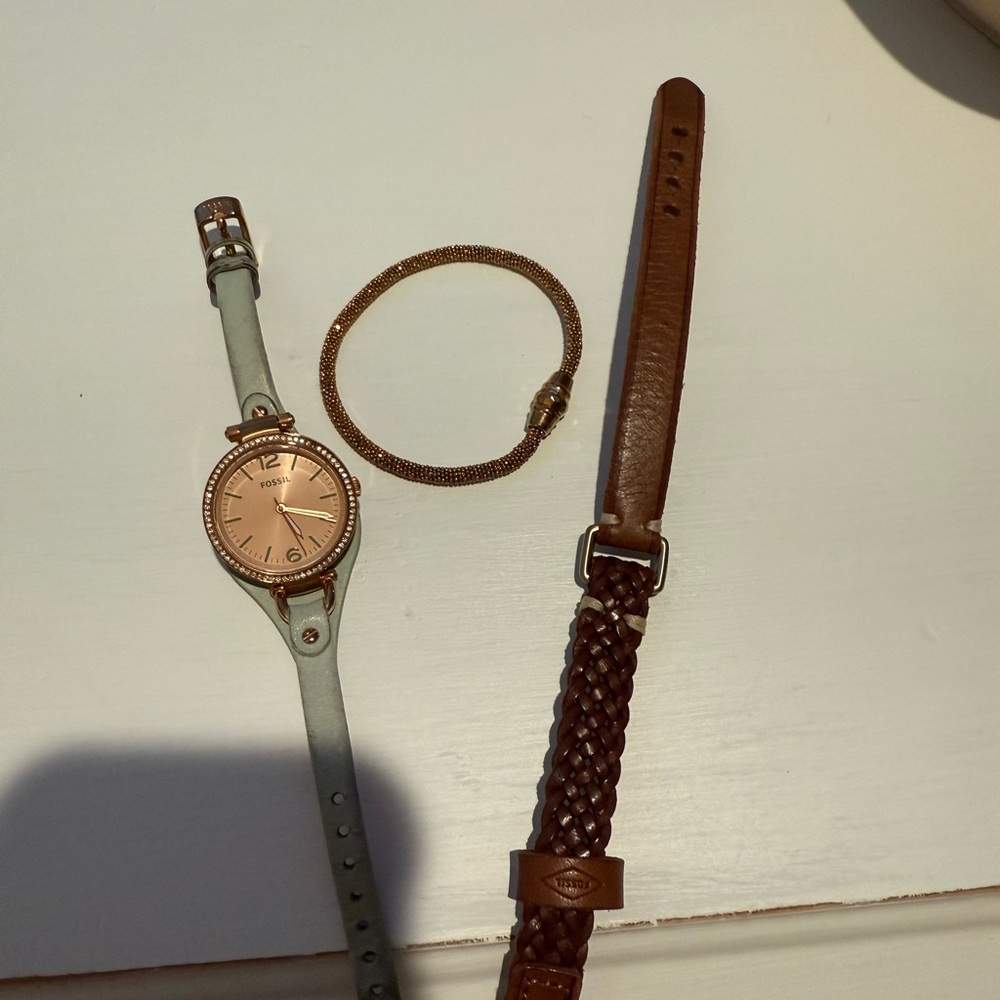 Fossil Gold and Brown Watch with Leather bracelet and rose gold bracelet